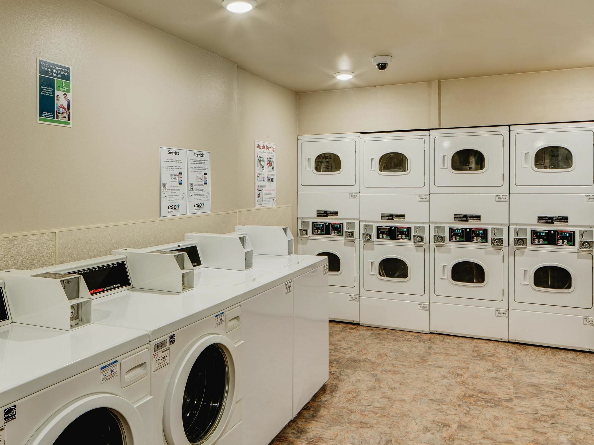 Value Place Louisville Bagian luar foto